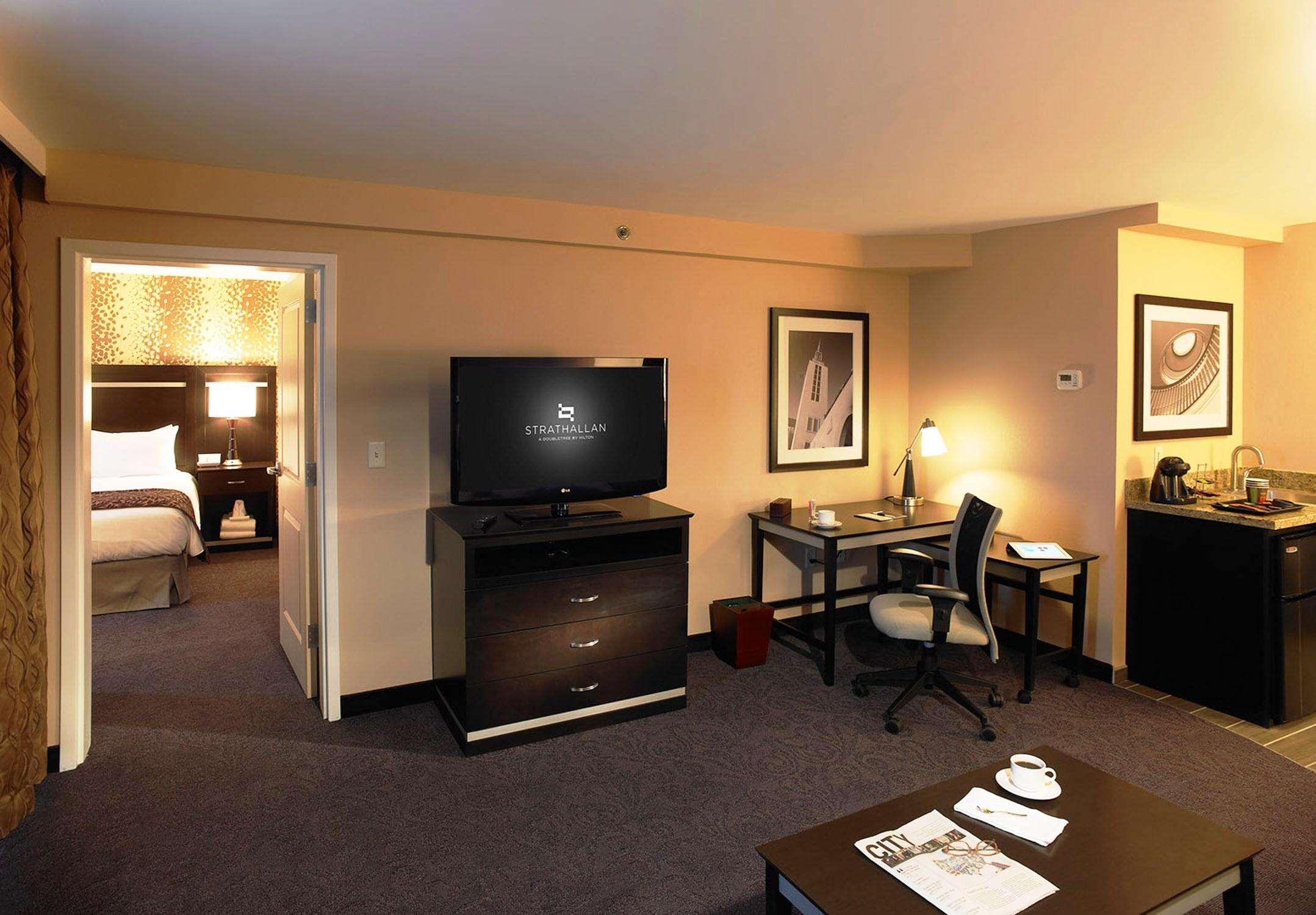 เดอะ สแตรทฮัลแลน อะ ดับเบิล ทรี บาย ฮิลตัน Hotel โรเชสเตอร์ ภายนอก รูปภาพ